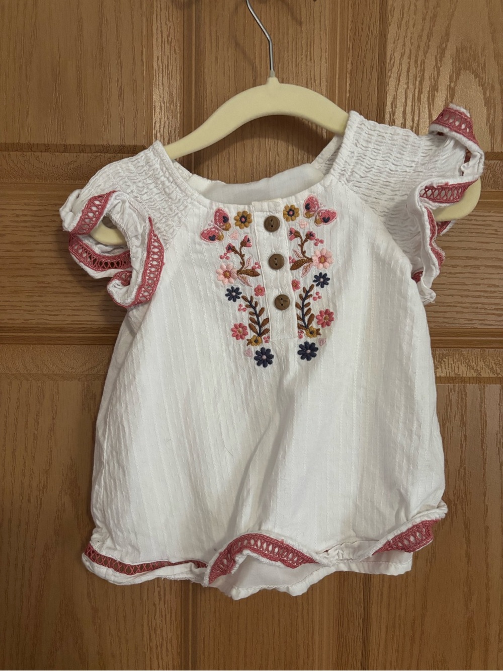 Haute Hippie White Cotton Embroidered Flutter-Sleeve Top with Pink Trim